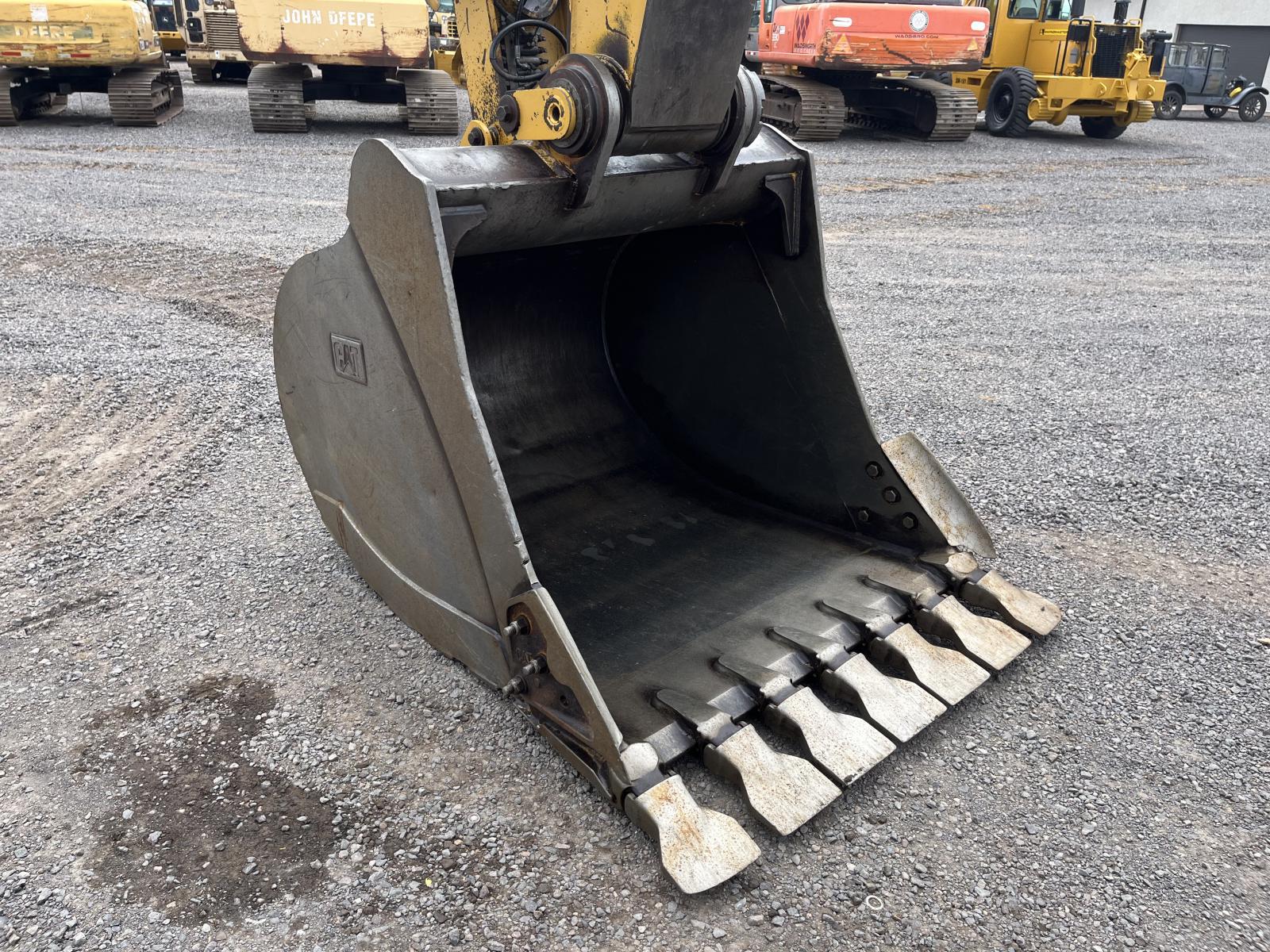 ./imagenes/INVOICE/2019/18174/CAT 336ELH (7).JPG